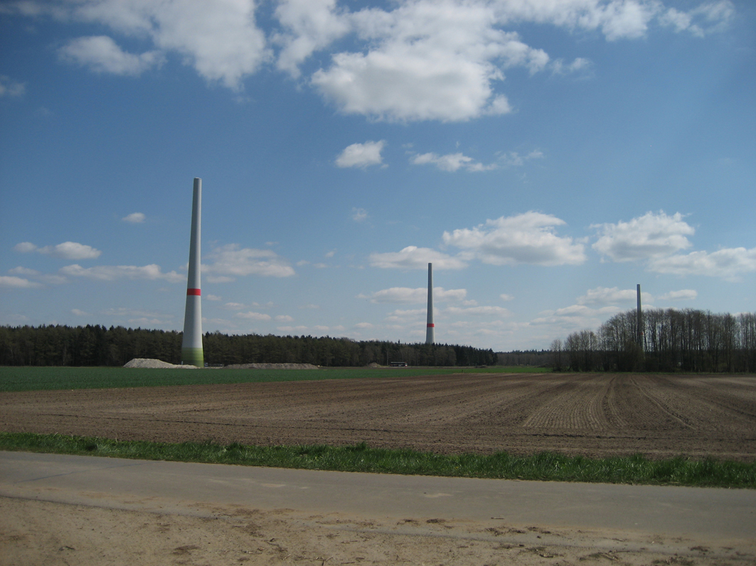 Im Windpark Drehle werden sich bald vier weitere Räder drehen.