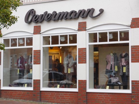 Eine Adresse in Ankum: Das Modehaus Oevermann.