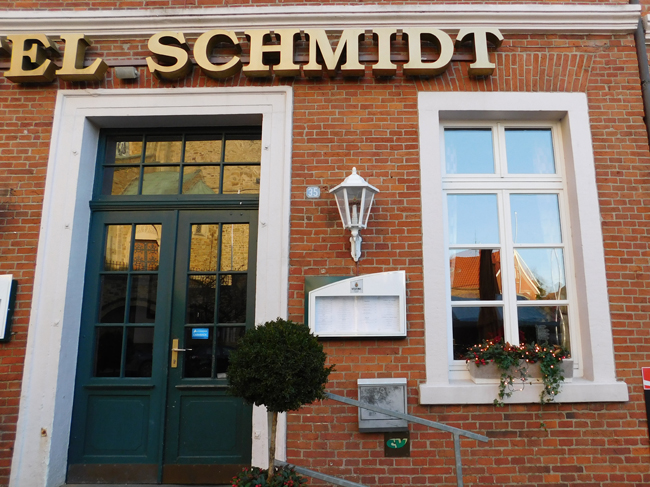 George und Marlies Georgievski: Die neuen Betreiber des Restaurants im Hotel Schmidt sind in Ankum bestens bekannt.